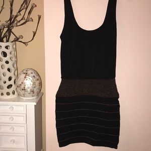 ARDEN B dress